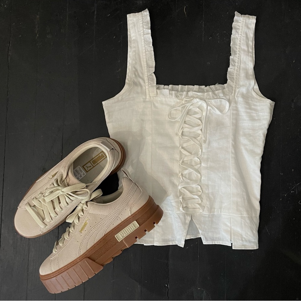 Puma beige suede platform sneakers / Eggie lace up top